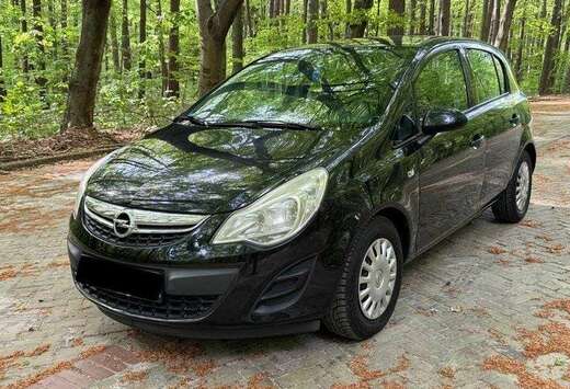 Opel Corsa 1.0i Enjoy