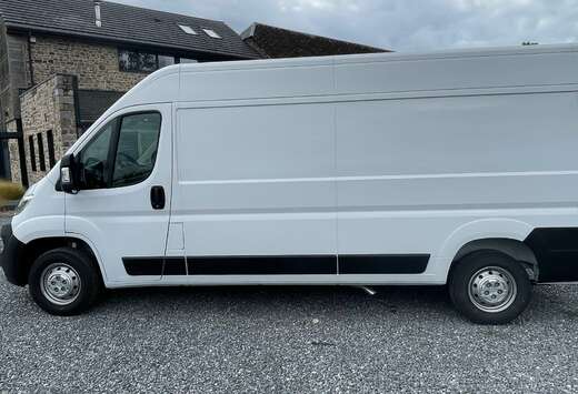 Opel 2.2 Turbo D L3H2 Heavy S/S (EU6.4) Véhicule neu ...
