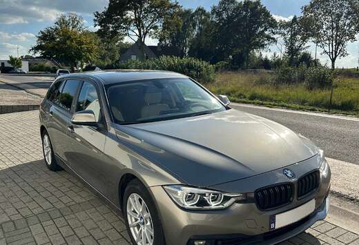 BMW 318i Touring