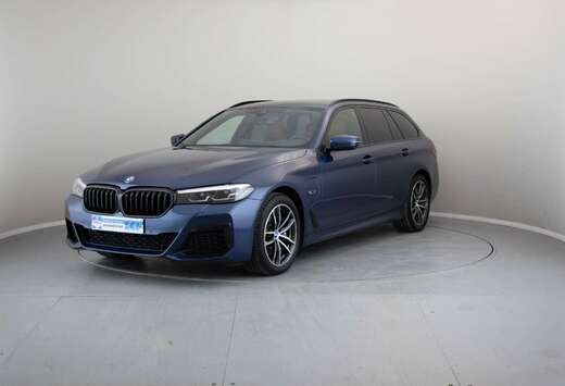 BMW Touring 530E M-Package, panodak, trekhaak, Harman ...