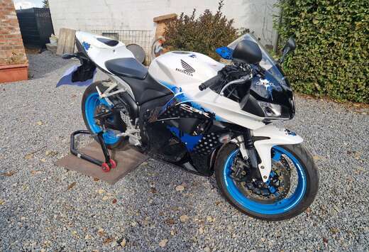 Honda Cbr 600rr Splash