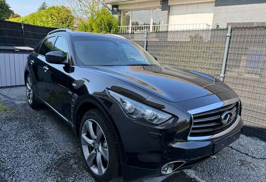 Infiniti QX70 3.0 D V6 S Design