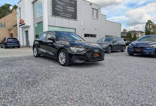 Audi Sportback 30 TFSI | NAVI/CARPLAY | PARKSENS | CR ...