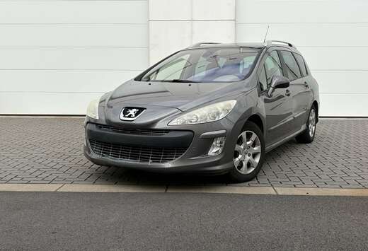 Peugeot SW 1.6i Premium Pack
