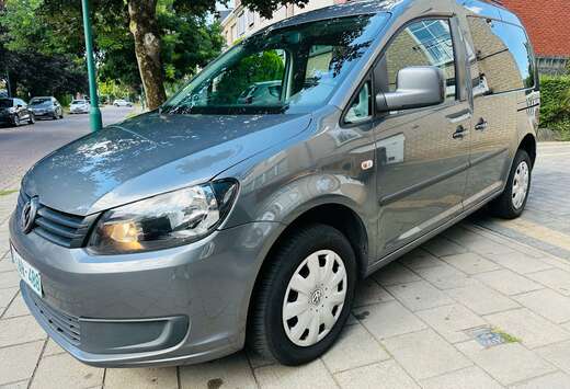 Volkswagen Life 1.6 CR TDi  DSG AUTO. 5 PLACES AIRCO  ...
