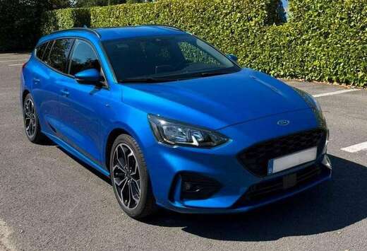 Ford Focus ST-Line X 35800km 1.0 EcoBoost -trekhaak-