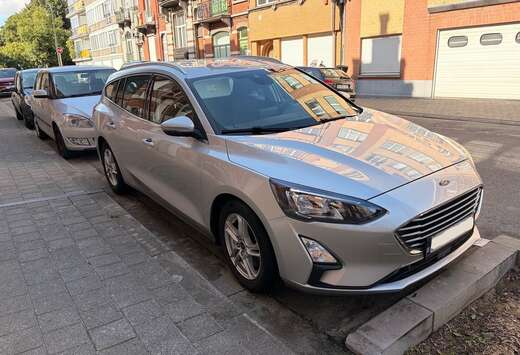 Ford Focus 1.0 EcoBoost Titanium X