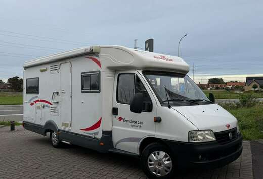 Trigano Granduca 255 Special P 6 Places CampingCar Du ...