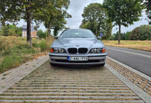 BMW 528ia ANCETRE