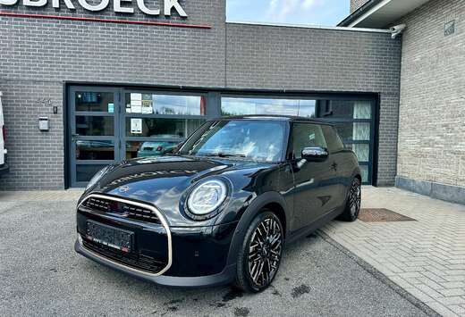 MINI 1.5A C Favoured Trim Pack S*Leder*Cam*GPS*18\