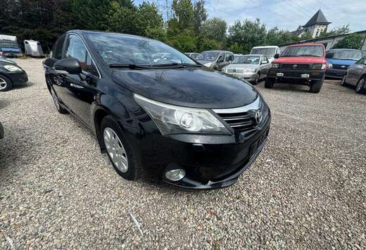 Toyota Avensis 1.8i Premium