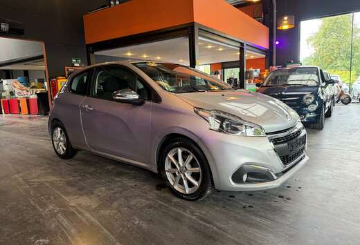 Peugeot 208 1.2 Allure S/51 000KM/12 mois de garantie ...