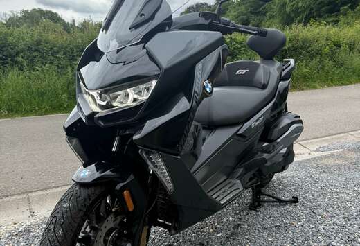 BMW Série Triple Black