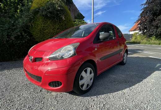 Toyota 1.0i VVT-i Plus