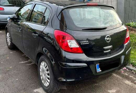 Opel Corsa 1.0i Enjoy Active