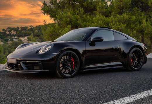 Porsche 911 Carrera 4 GTS Coupé 3.0 Bi-Turbo PDK