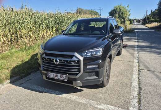 2.2 Turbo e-Xdi 4WD Q261 Blackline (EU6d)