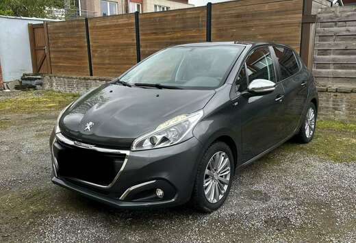 Peugeot 1.2 PureTech 82ch BVM5 Style