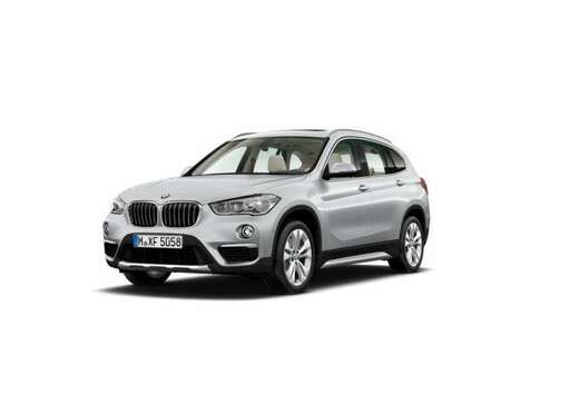 BMW xLine-Pano-Navi-Trekhaak-Automaat-Led-DAB