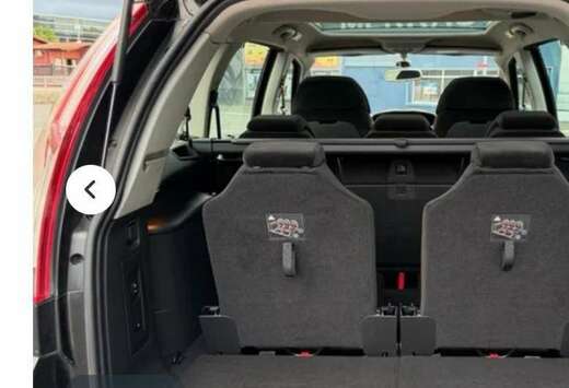 Citroen 2.0HDI Exclusive 150