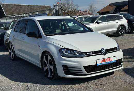 Volkswagen Golf 2.0 CR TDi *GTI LOOK*