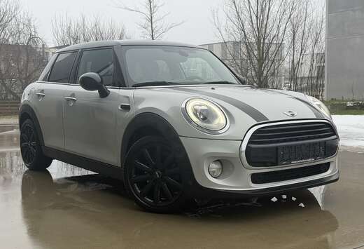 MINI 1.5i Automaat Euro 6b / 136 PK/ LED/ NAVI/ LEDER