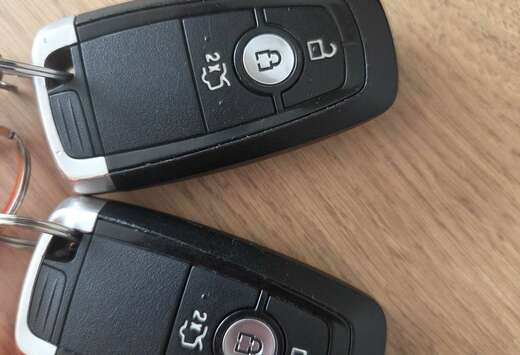 Ford Clipper 2.0 HEV Titanium
