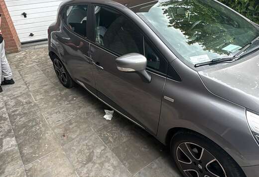 Renault Clio 1.2i Community
