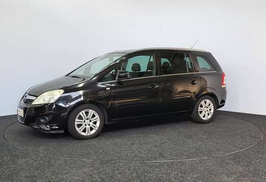 Opel 1.7 CDTi  ecoFLEX  2011  7 - Zit  Navi  Radio CD