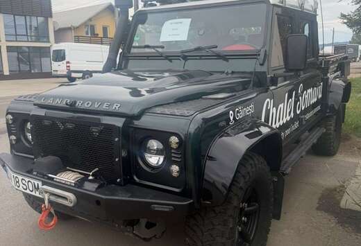 Land Rover 110 Station Wagon SE