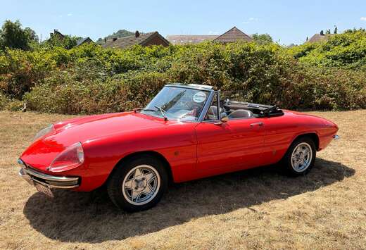 Alfa Romeo Duetto 1750