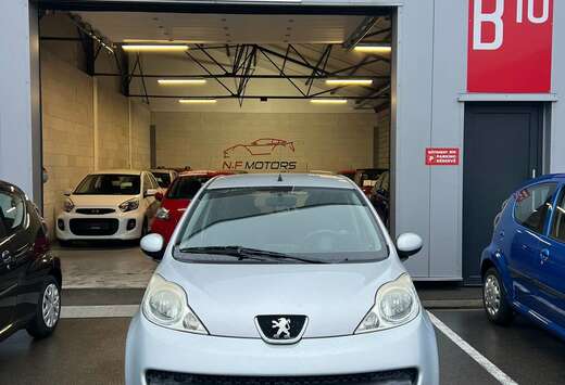 Peugeot Superbe Peugeot 107 prête à immatriculer