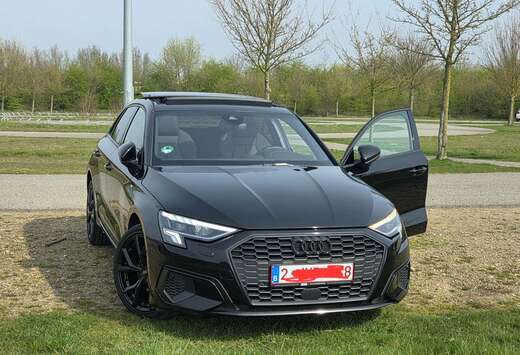 Audi Sportback 30 TDI 116 S tronic 7 black edition 2L