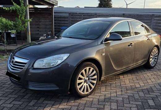 Opel Insignia 2.0 CDTi Edition DPF