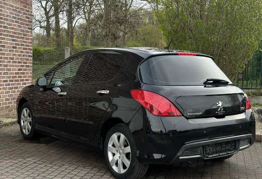 Peugeot 1.6 HDI // Ecran // Cuir