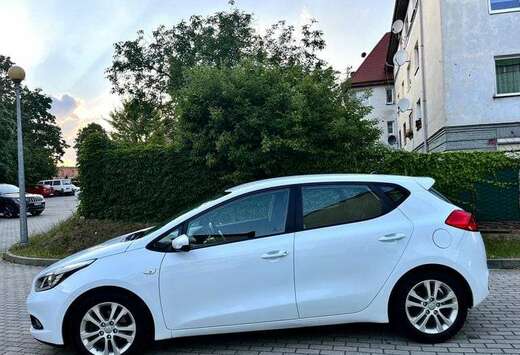 Kia Cee\'d 1.4i EX