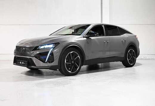 Peugeot GT Hybrid 145  /CAMERA/ GPS/ALCANTARA