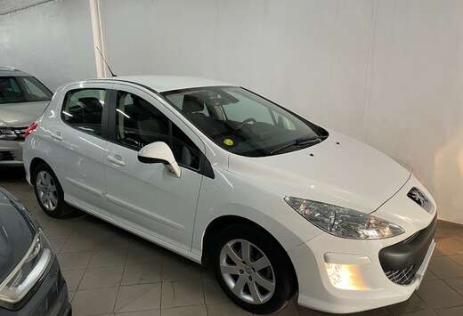 Peugeot 308 1.6 HDi Active Berline 5 p. Gps Air Co