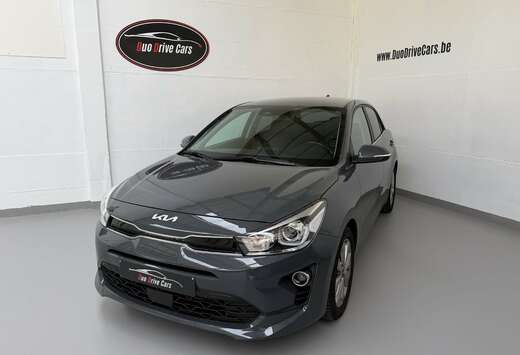 Kia Caméra - Sièges cuir + chauffants - Keyless - C ...