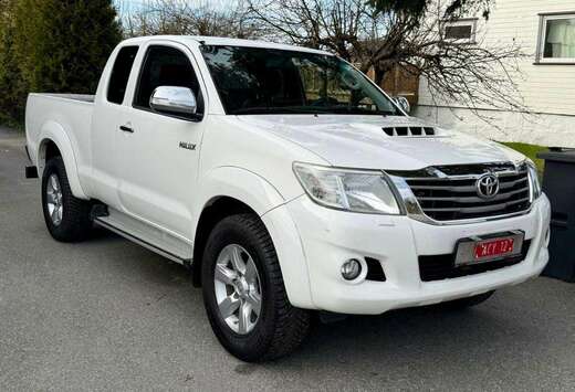 Toyota 2.5 D-4D 4WD STX