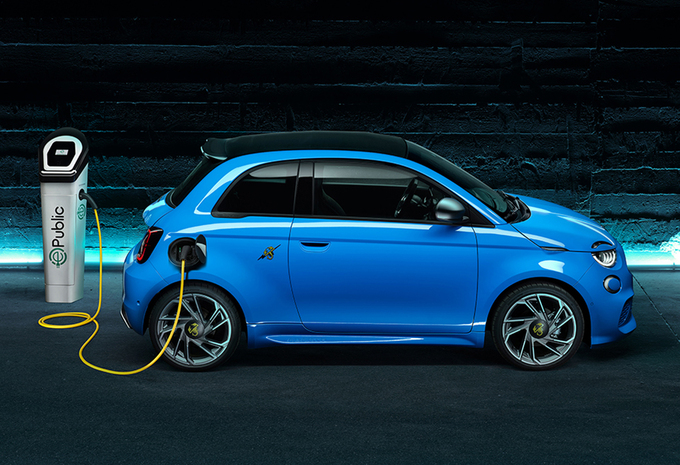 Abarth 500e Cabrio 42-kWh 114kw Cabrio