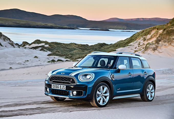 Nieuwe Mini Countryman Is Veel Groter En Ruimer Autowereld Nieuwe Mini Countryman Is Veel Groter En Ruimer 1