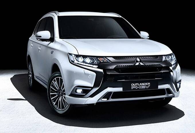 Fotos Nieuw Frontje En Nieuwe Motor Voor Mitsubishi