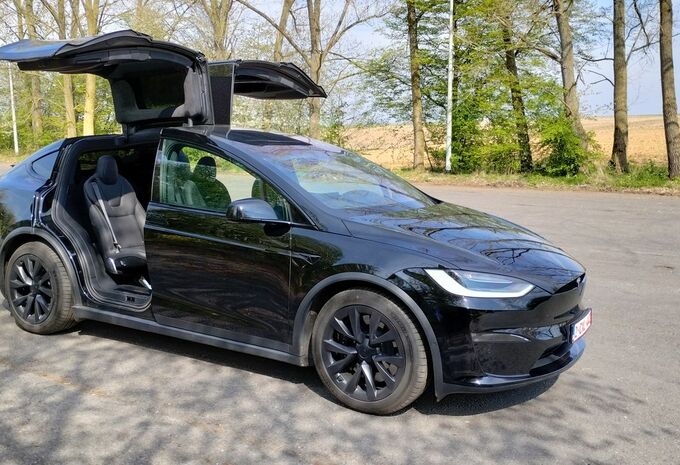 Ecran arrière : donnez un air de PLAID à sa Tesla Model 3 ou Y