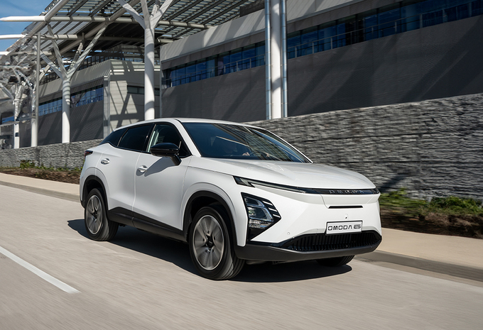 Test Review Omoda E5 SUV elektrisch 2024 Test AutoGids